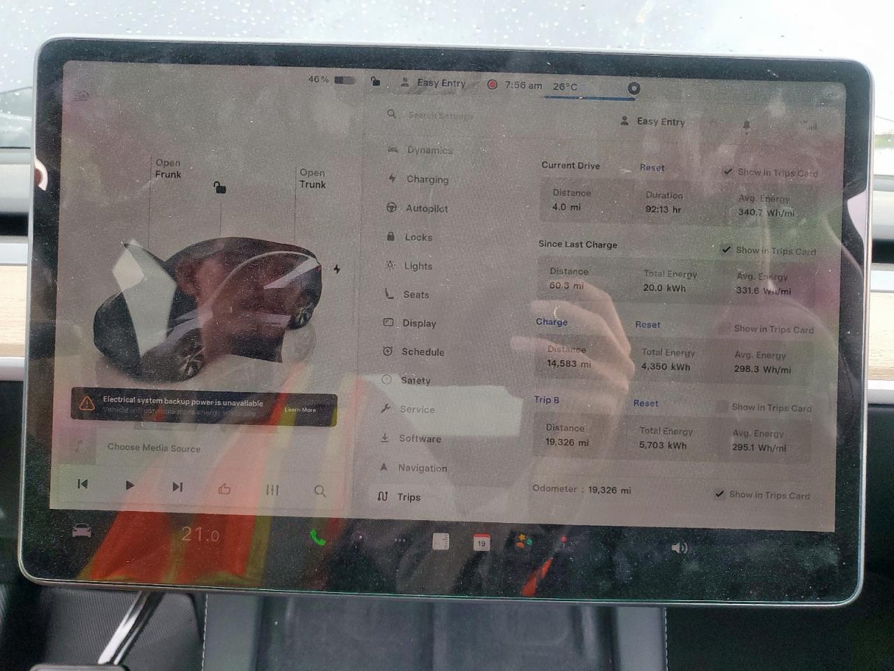 2023 Tesla Model Y VIN: 7SAYGDEE7PA160785 Lot: 69568305