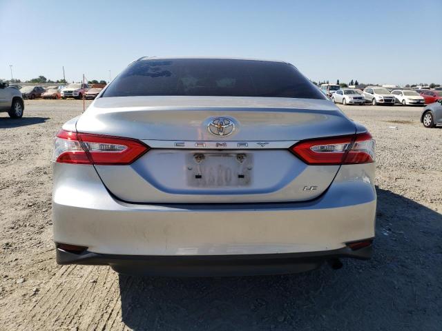  TOYOTA CAMRY 2018 Серебристый