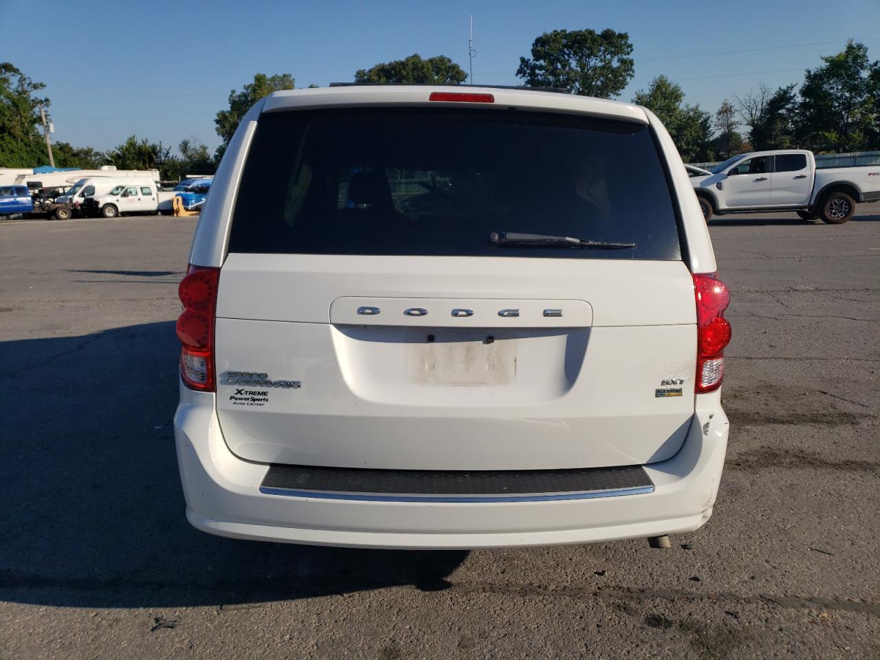 2016 Dodge Grand Caravan Sxt VIN: 2C4RDGCG5GR333999 Lot: 68535605