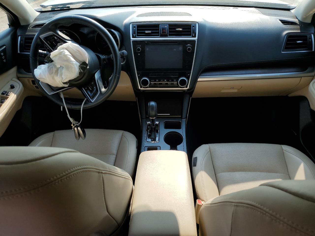 2018 Subaru Outback 3.6R Limited VIN: 4S4BSENC3J3371037 Lot: 67802635