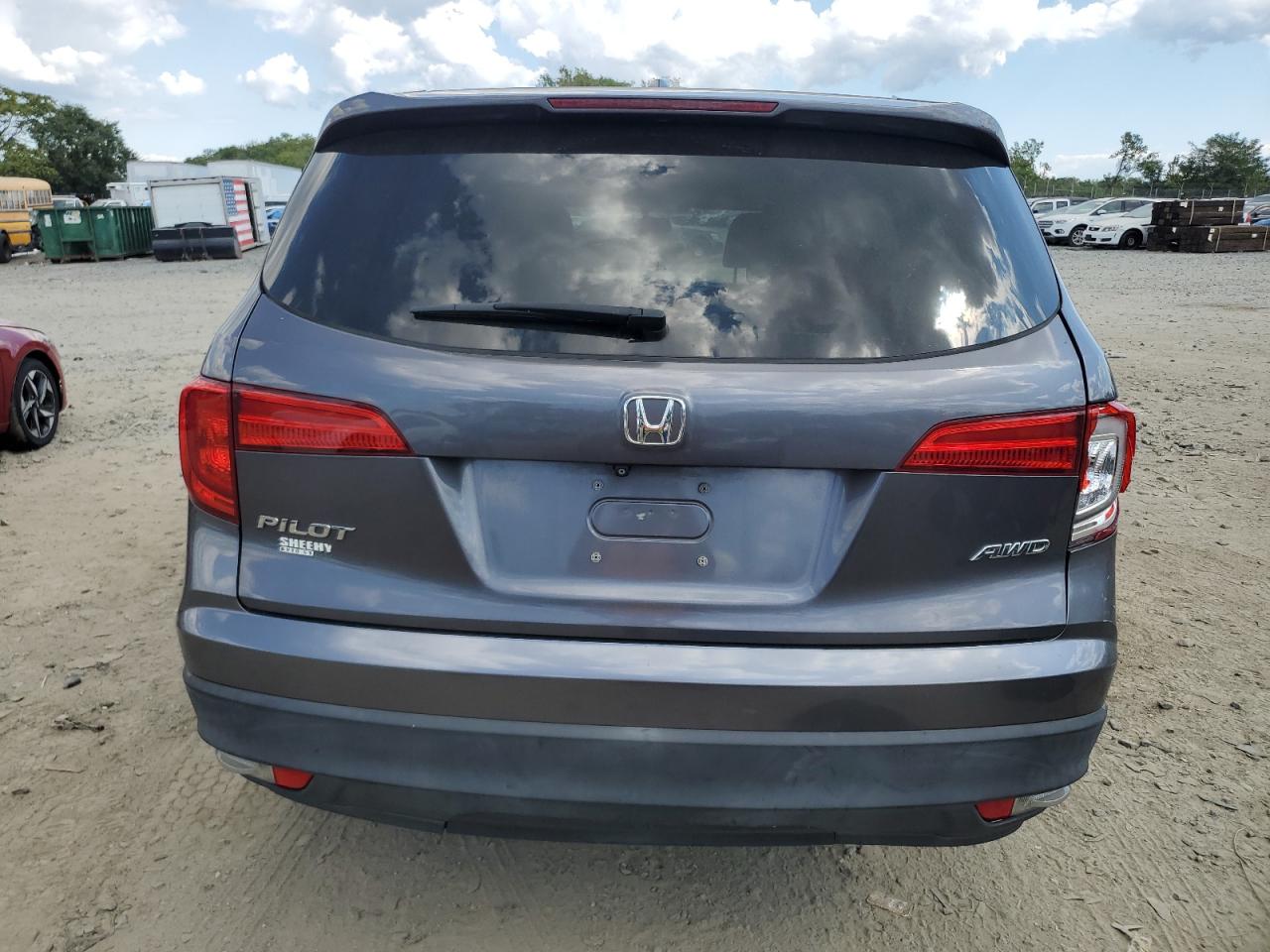 2017 Honda Pilot Exln VIN: 5FNYF6H75HB075165 Lot: 70595845
