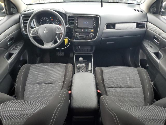  MITSUBISHI OUTLANDER 2018 Srebrny