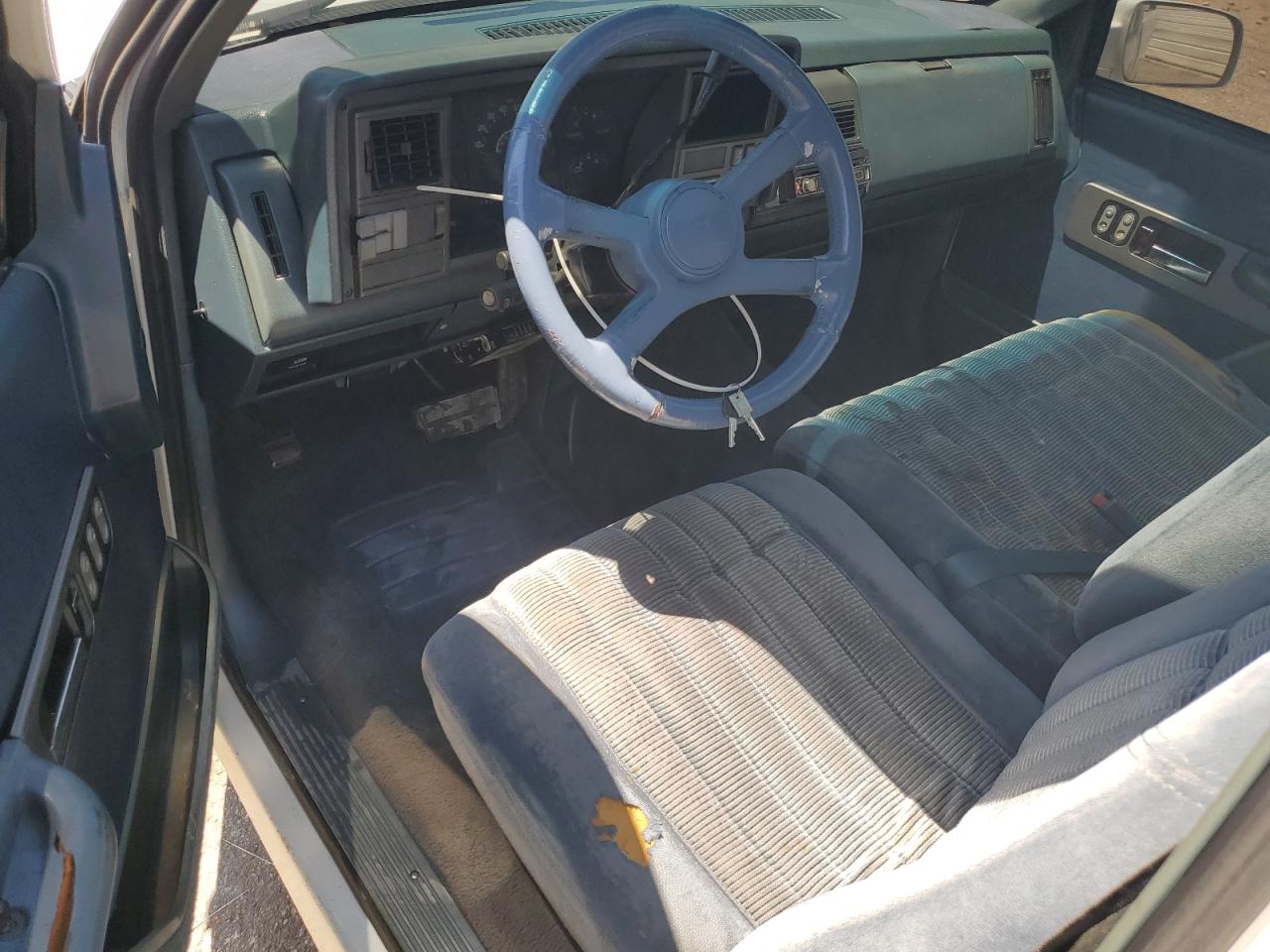 1990 Chevrolet Gmt-400 C1500 VIN: 1GCDC14K6LZ258064 Lot: 70830975