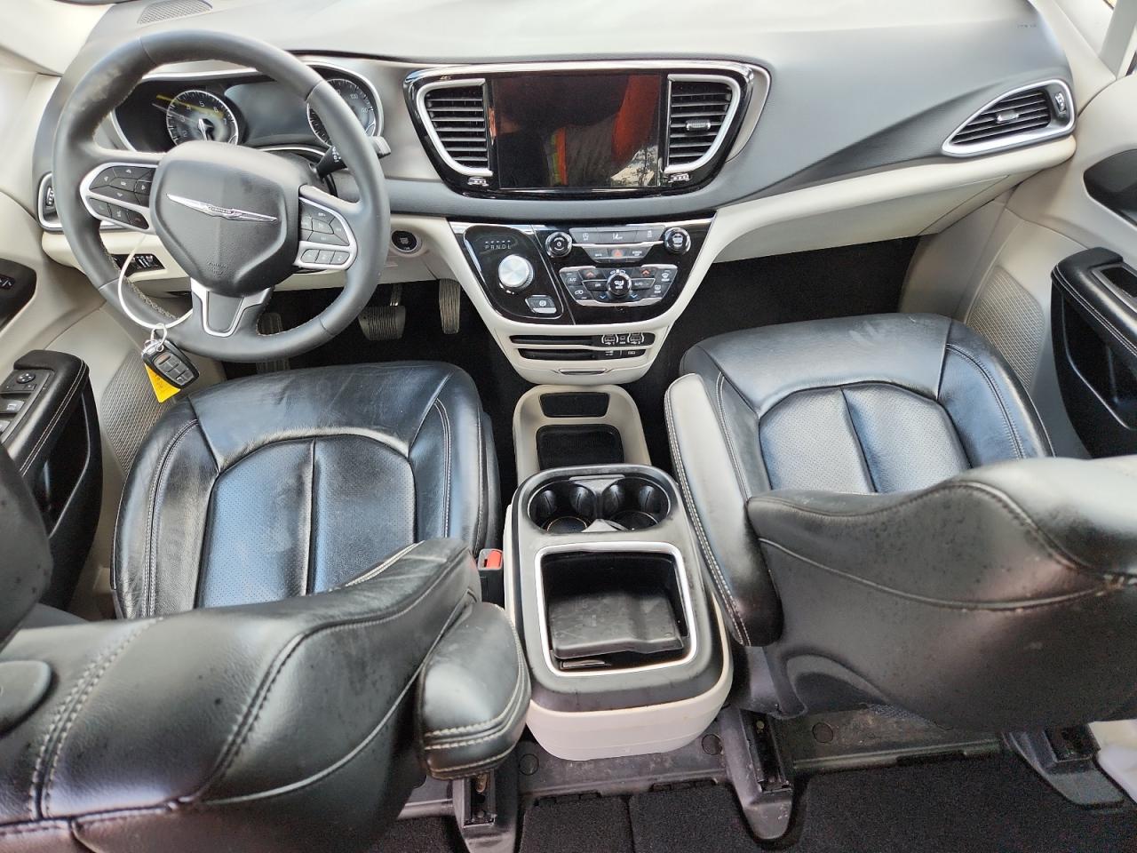 2022 Chrysler Pacifica Touring L VIN: 2C4RC1BG9NR193745 Lot: 70048855