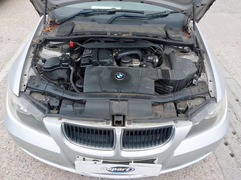 2006 BMW 318I SE 