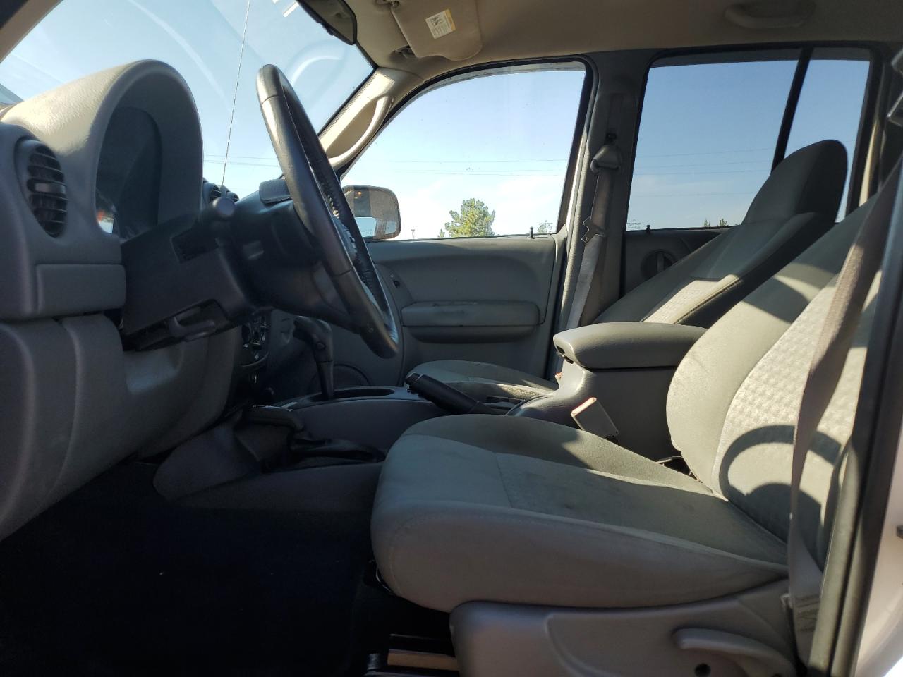 2007 Jeep Liberty Sport VIN: 1J4GL48K37W699550 Lot: 70245755