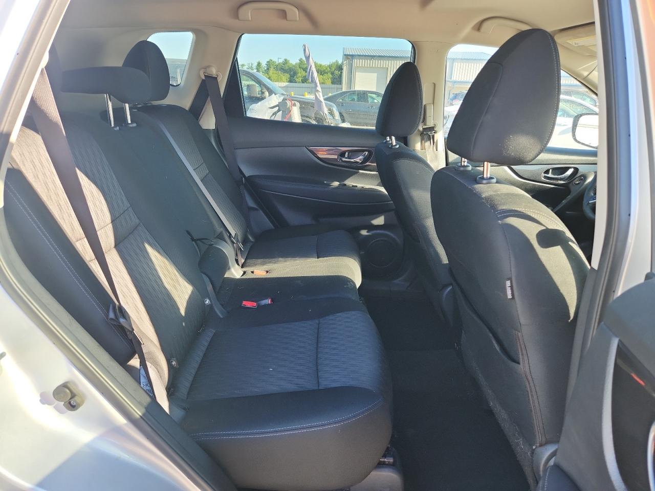 2019 Nissan Rogue S VIN: KNMAT2MV1KP527410 Lot: 69681805