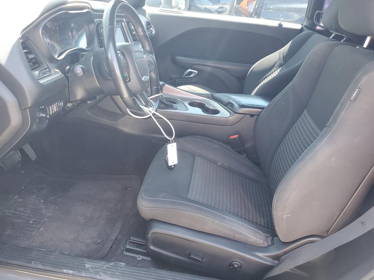 2019 Dodge Challenger Sxt VIN: 2C3CDZAG1KH547167 Lot: 70140865