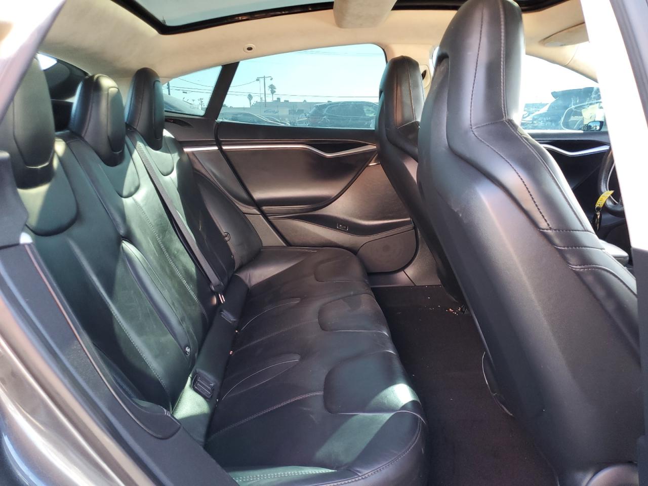 2016 Tesla Model S VIN: 5YJSA1E43GF146640 Lot: 70532035
