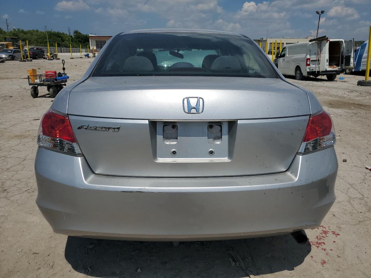 2010 Honda Accord Lx VIN: 1HGCP2F33AA108972 Lot: 68321115