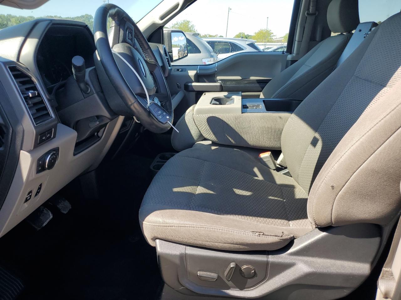 2019 Ford F150 Super Cab VIN: 1FTEX1EB0KFC18165 Lot: 70288675