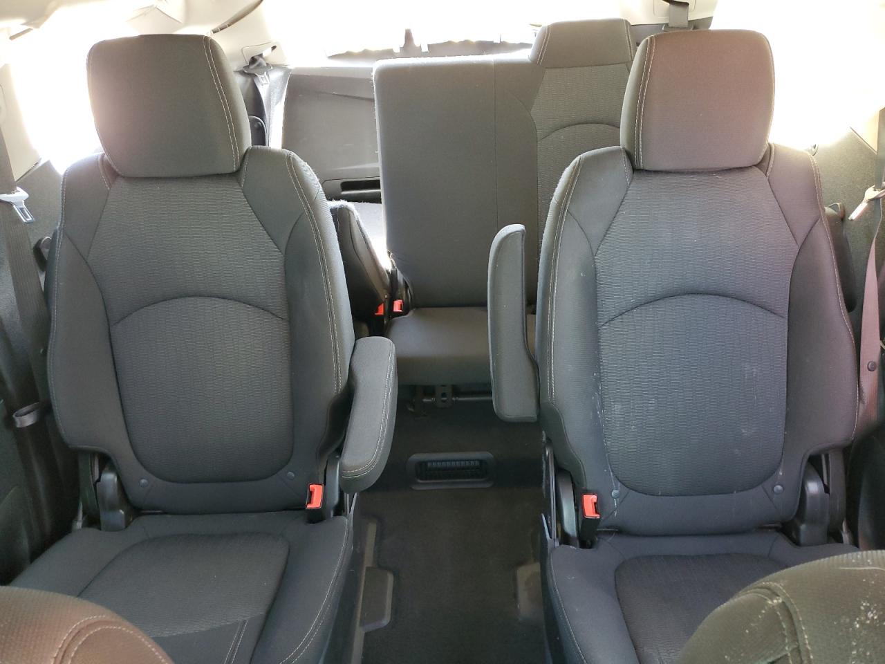 2016 Chevrolet Traverse Lt VIN: 1GNKRHKD7GJ153547 Lot: 70040475