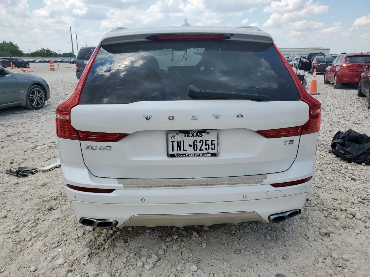 2021 Volvo Xc60 T5 Momentum VIN: YV4102DK3M1840279 Lot: 70485065