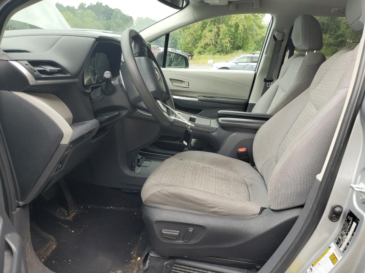 2022 Toyota Sienna Le VIN: 5TDBRKEC1NS096061 Lot: 67847375