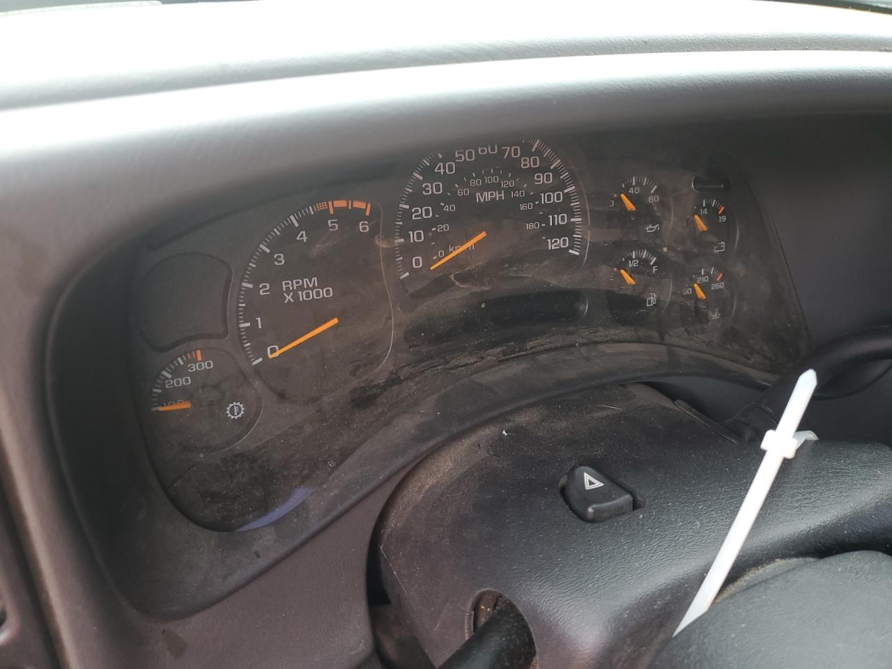 2004 Chevrolet Silverado C2500 Heavy Duty VIN: 1GCHC23G14F130113 Lot: 70130595