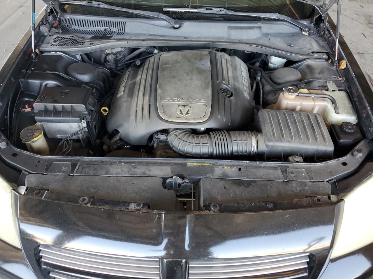 2005 Dodge Magnum R/T VIN: 2D8GV58295H549333 Lot: 70783005