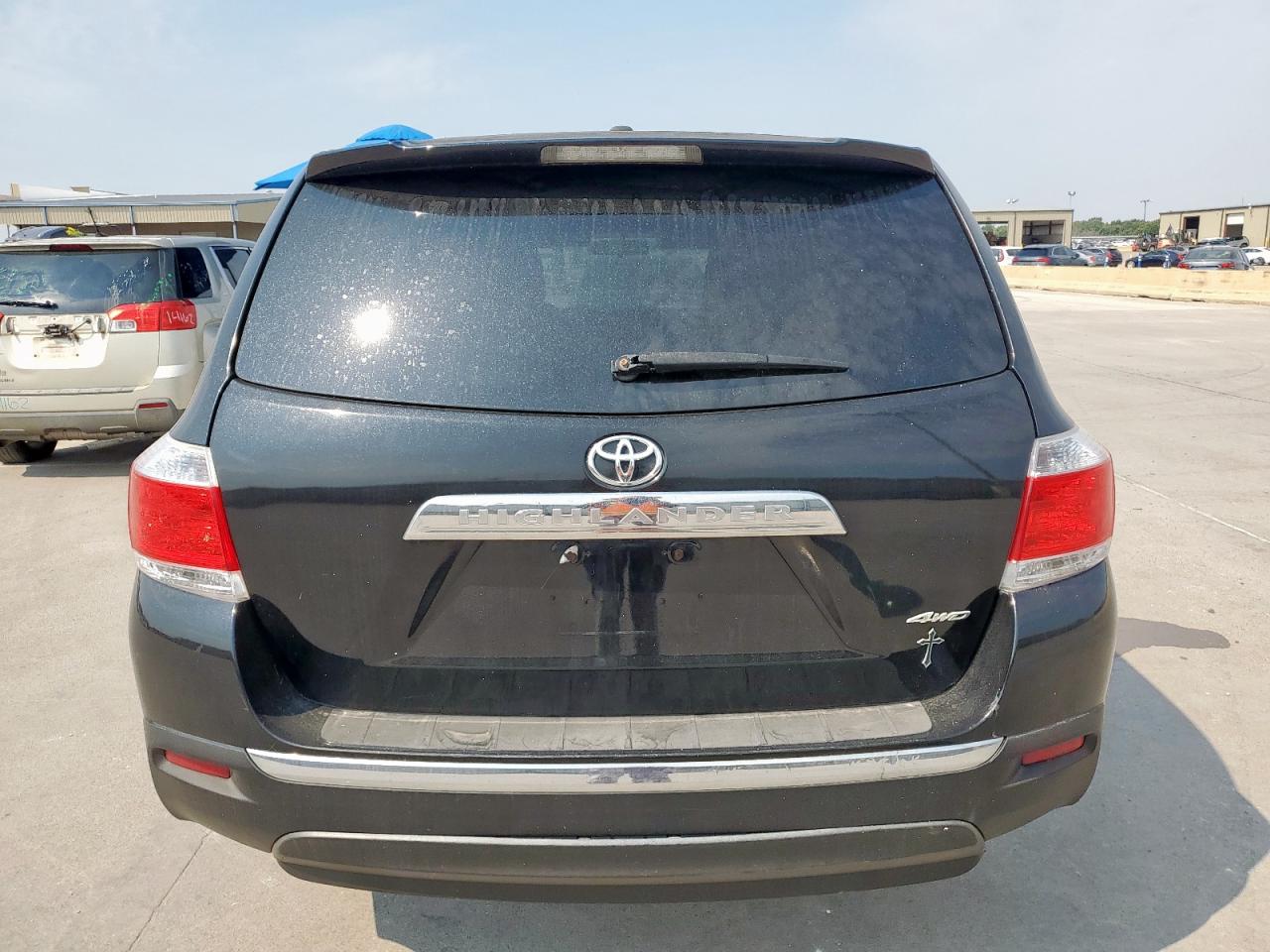 2012 Toyota Highlander Base VIN: 5TDBK3EH6CS123953 Lot: 70424195