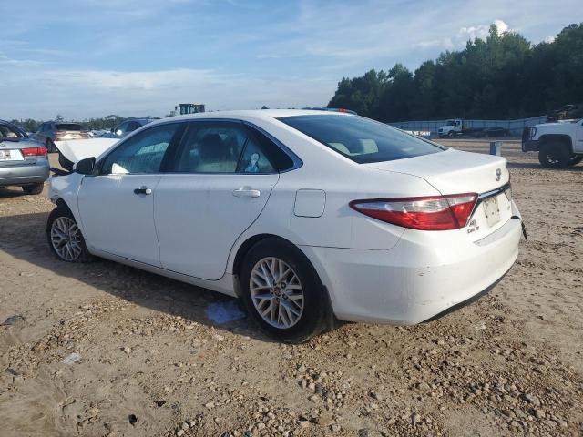  TOYOTA CAMRY 2017 Biały