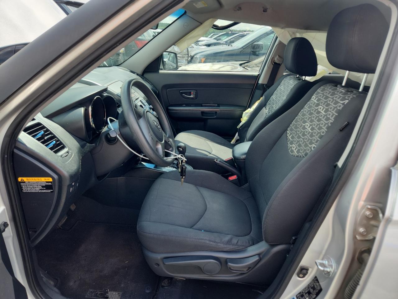 2011 Kia Soul + VIN: KNDJT2A23B7718384 Lot: 68348955