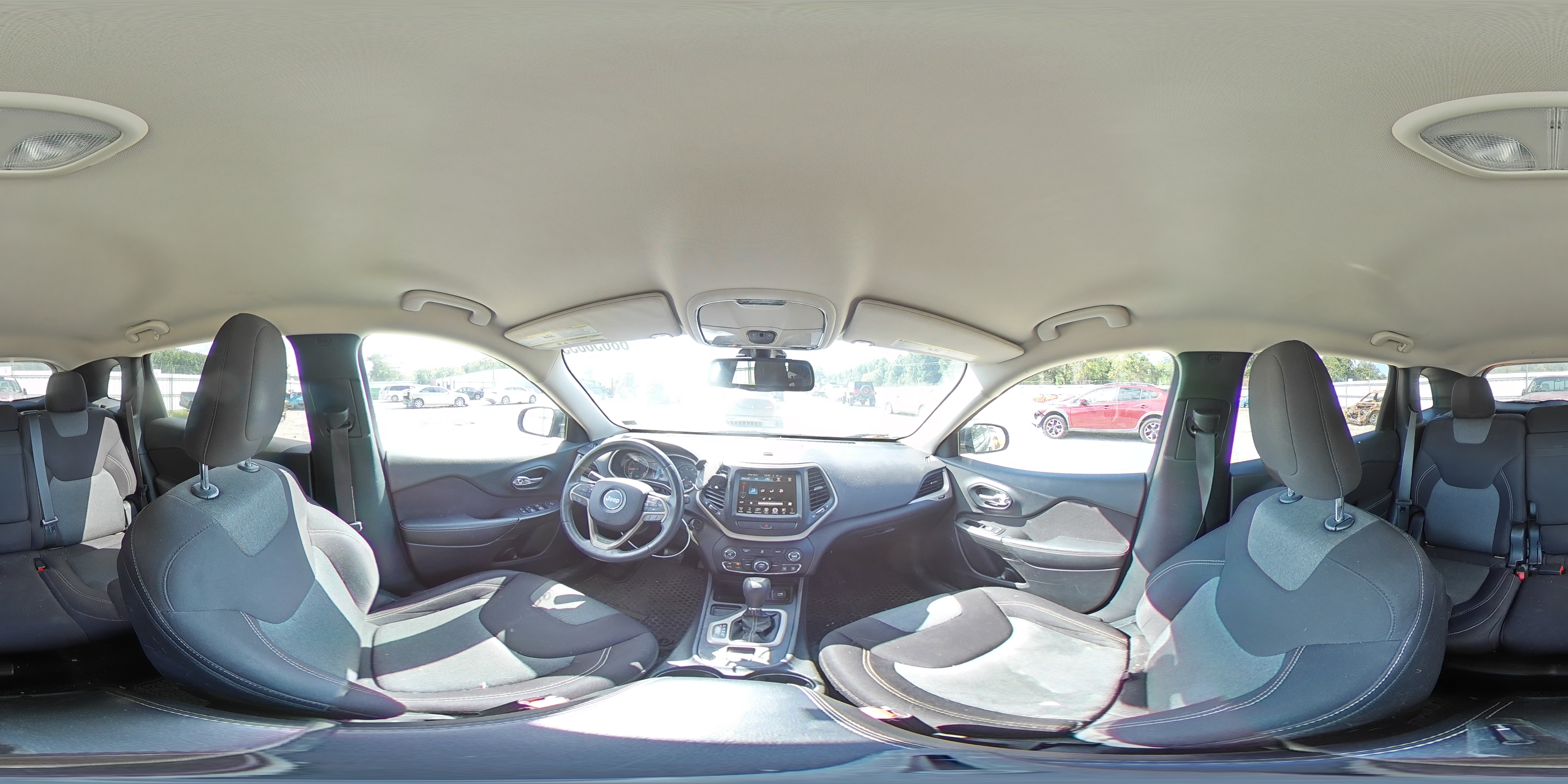 2014 Jeep Cherokee Latitude VIN: 1C4PJLCB4EW323546 Lot: 68656835