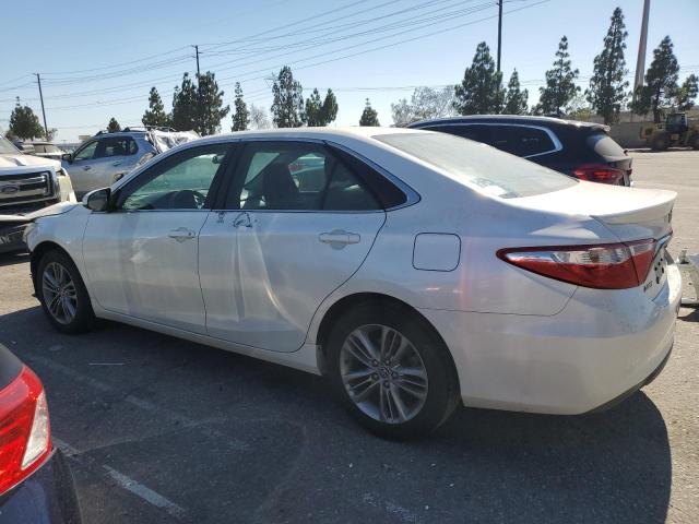 Sedans TOYOTA CAMRY 2015 White
