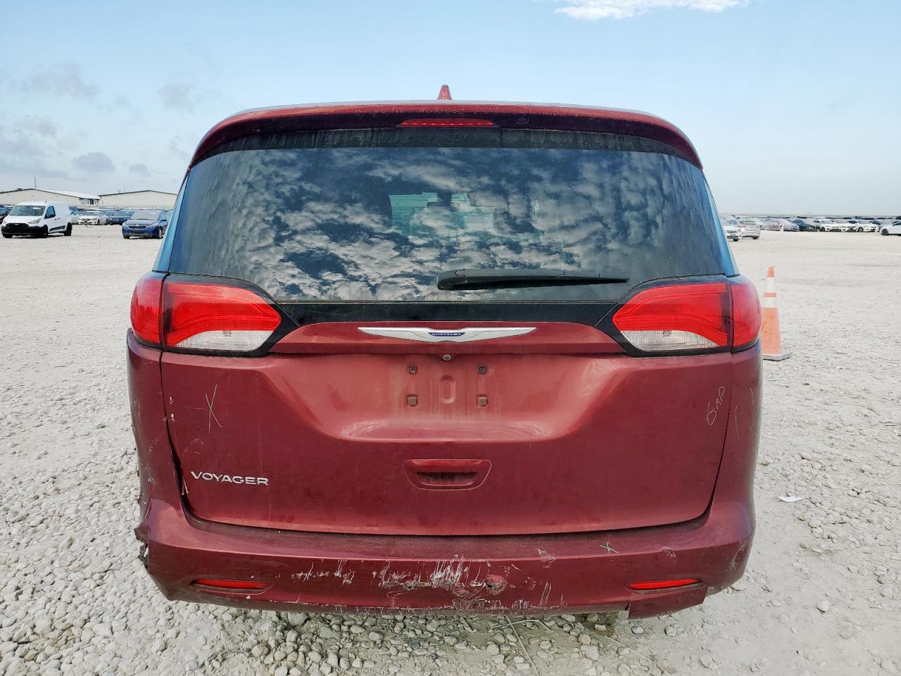 2020 Chrysler Voyager Lxi VIN: 2C4RC1DG4LR164101 Lot: 70817915