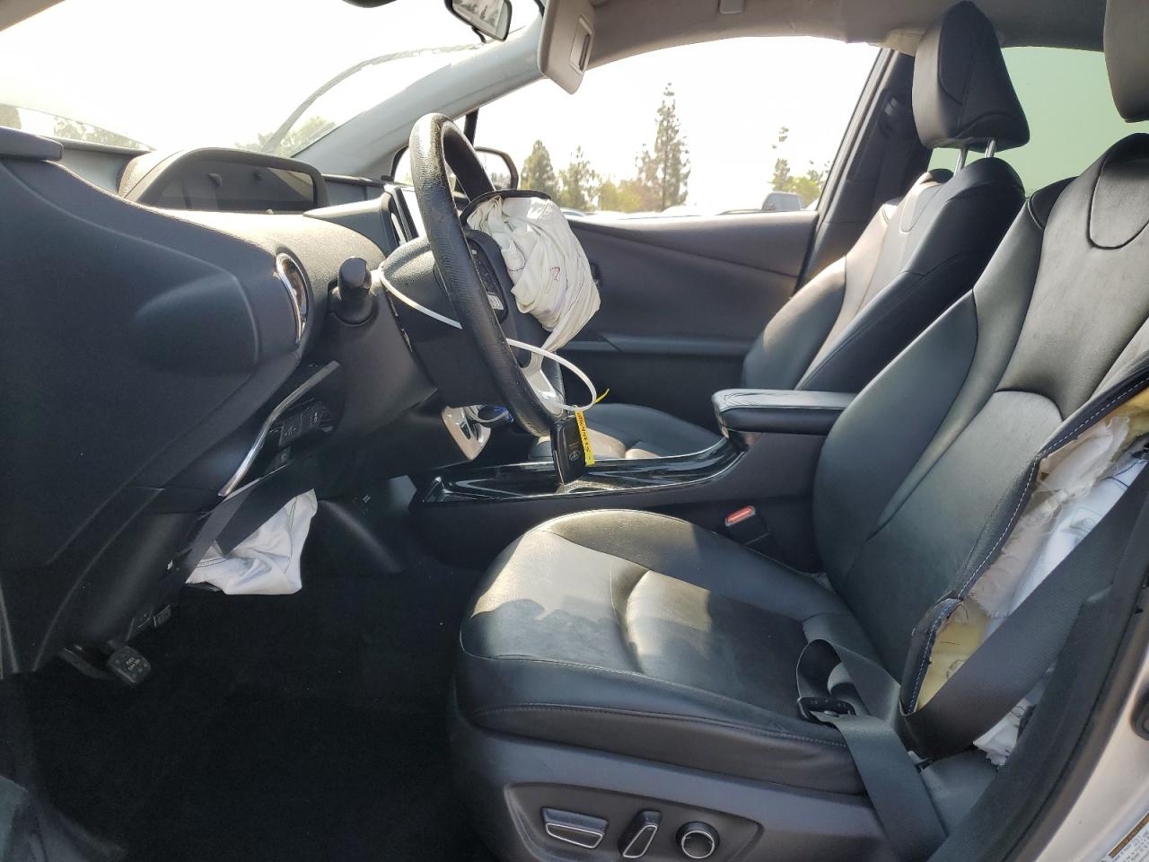 2017 Toyota Prius Prime VIN: JTDKARFP2H3057728 Lot: 68644775