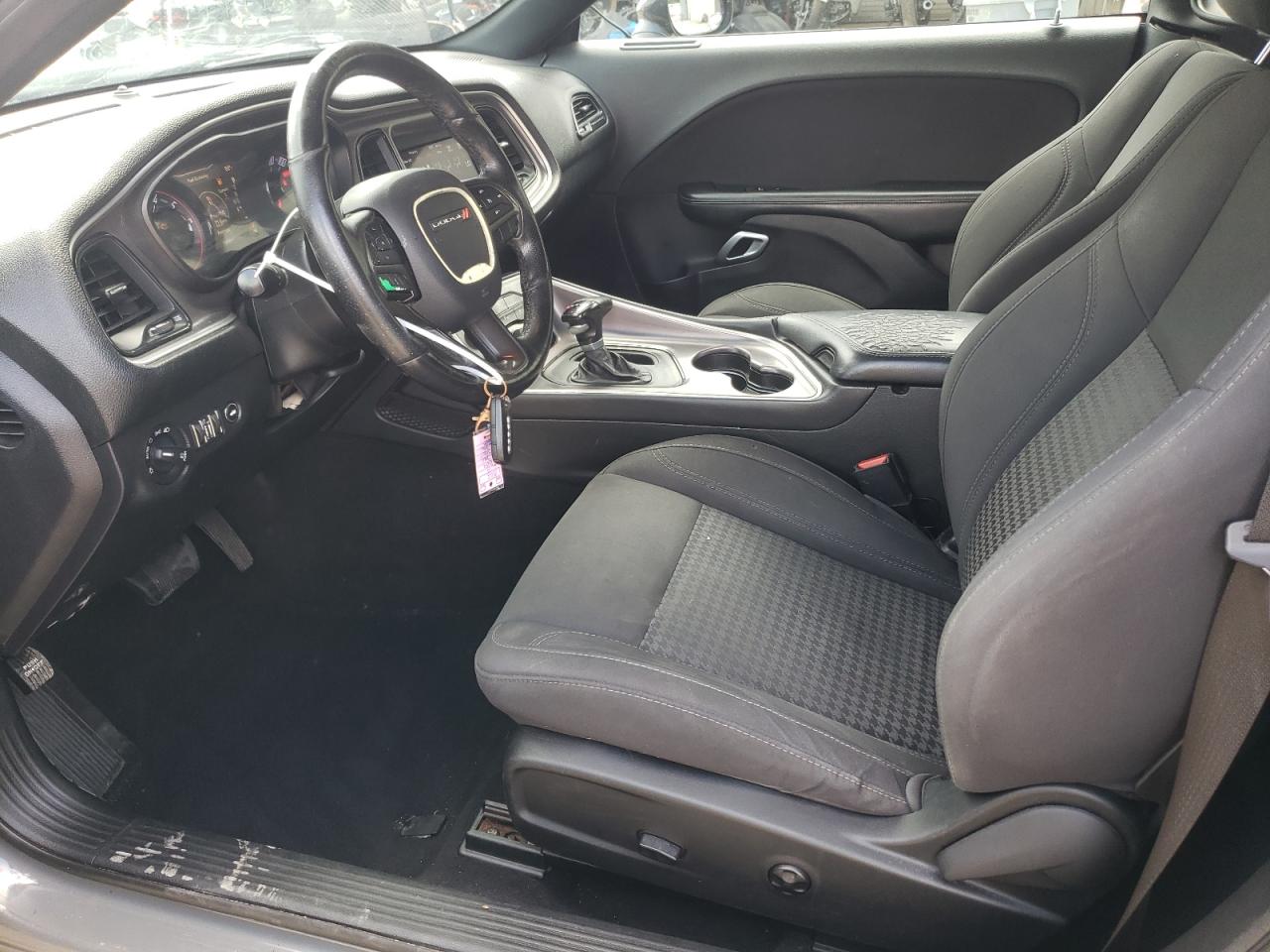 2019 Dodge Challenger Sxt VIN: 2C3CDZGG6KH621562 Lot: 68530495