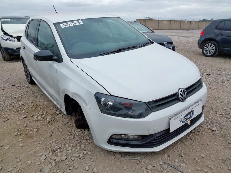 2015 VOLKSWAGEN POLO S AC 