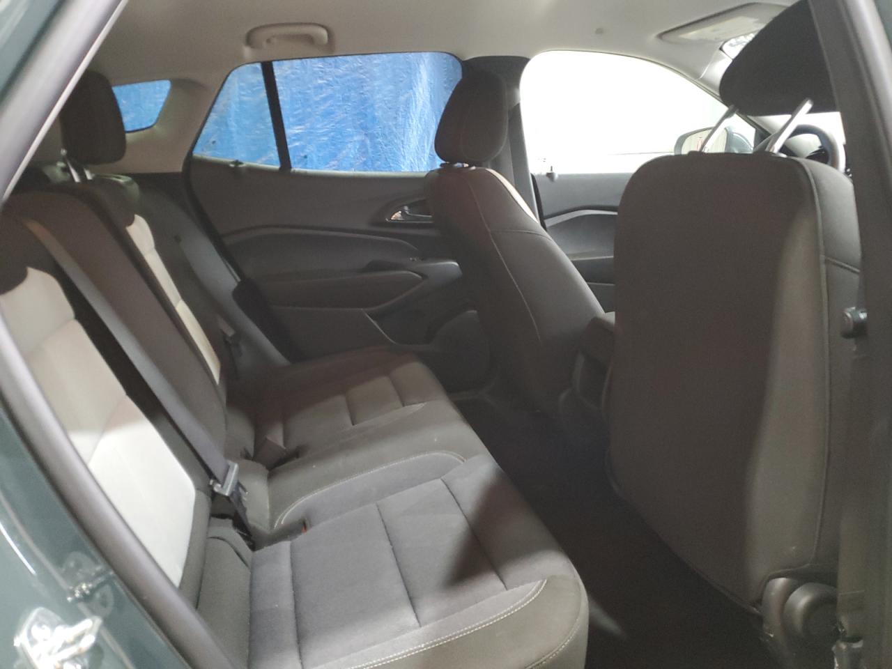 2025 Chevrolet Trax Ls VIN: KL77LFEP6SC116946 Lot: 70751665