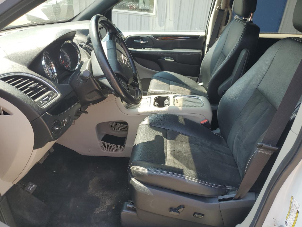 2019 Dodge Grand Caravan Sxt VIN: 2C4RDGCG2KR674415 Lot: 68218305