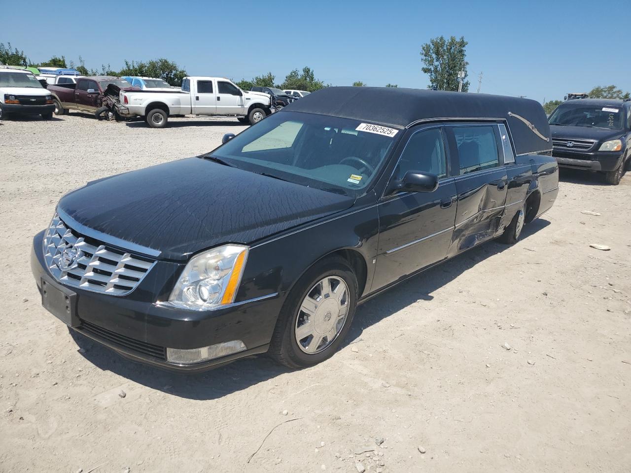 2006 Cadillac Commercial Chassis 1GEEH06Y66U500040 photo #1