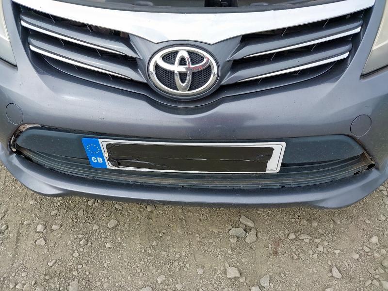 2012 TOYOTA AVENSIS TR