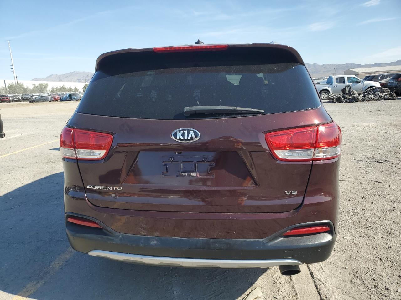 2018 Kia Sorento Lx VIN: 5XYPH4A55JG388236 Lot: 70033125