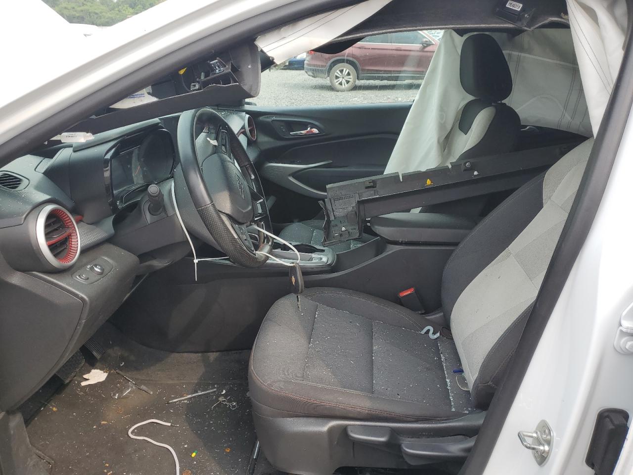 2024 Chevrolet Trax 1Rs VIN: KL77LGE27RC107287 Lot: 67728435