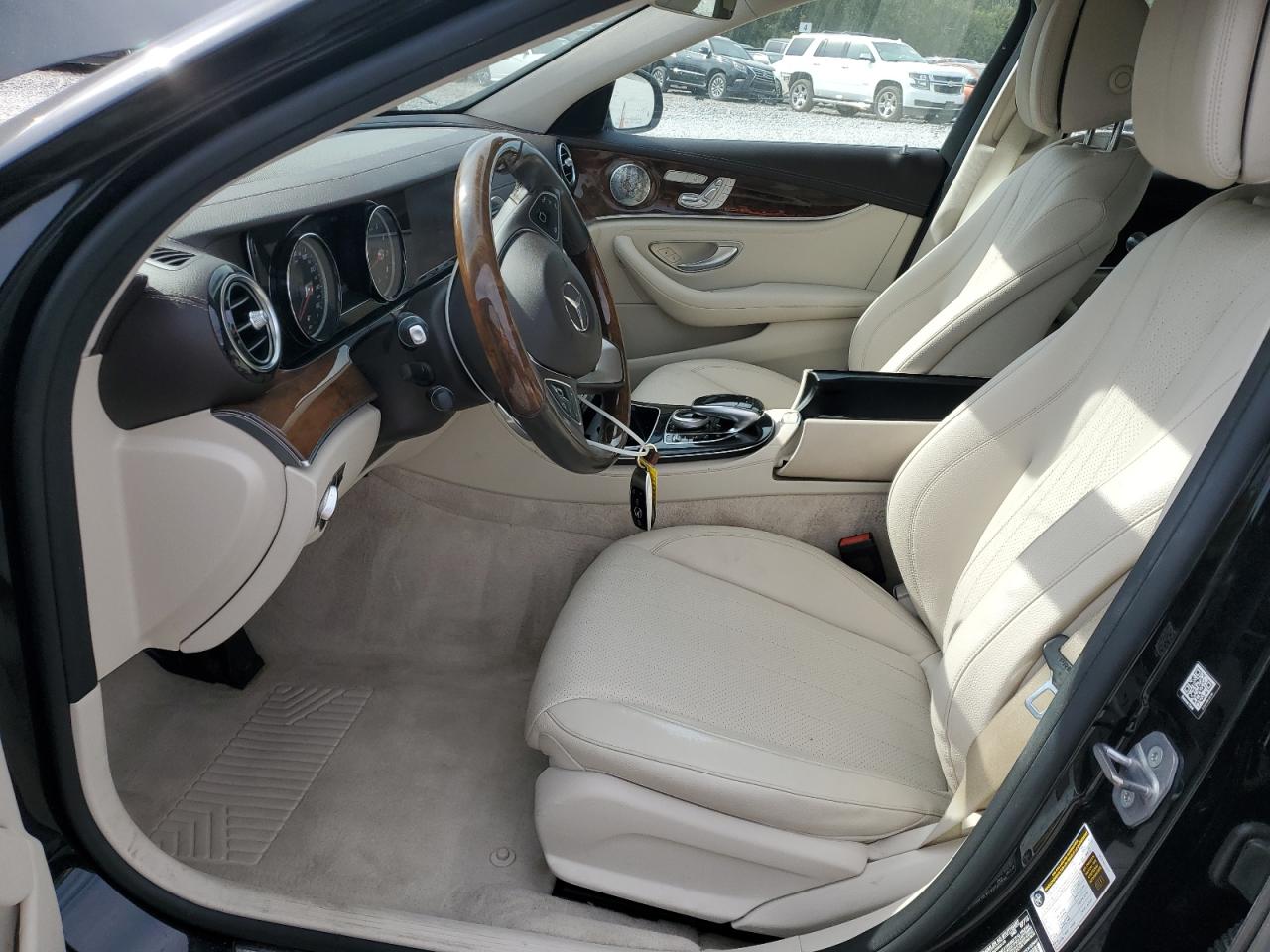 2017 Mercedes-Benz E 300 VIN: WDDZF4JB5HA071669 Lot: 70362215