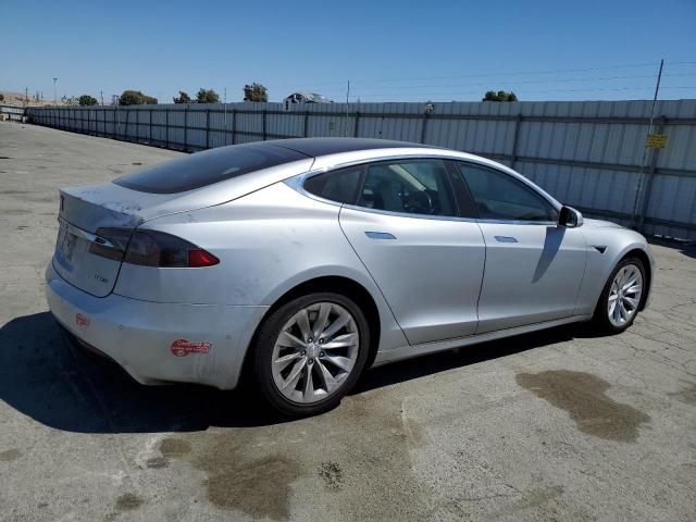  TESLA MODEL S 2018 Srebrny