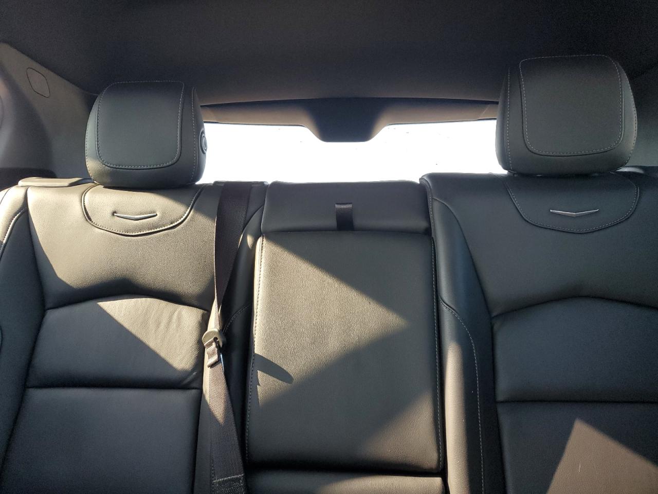 2022 Cadillac Xt4 Premium Luxury VIN: 1GYFZDR42NF101035 Lot: 69862635