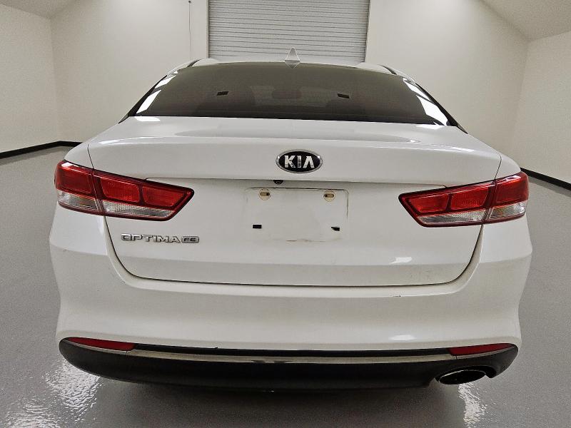  KIA OPTIMA 2016 Белы