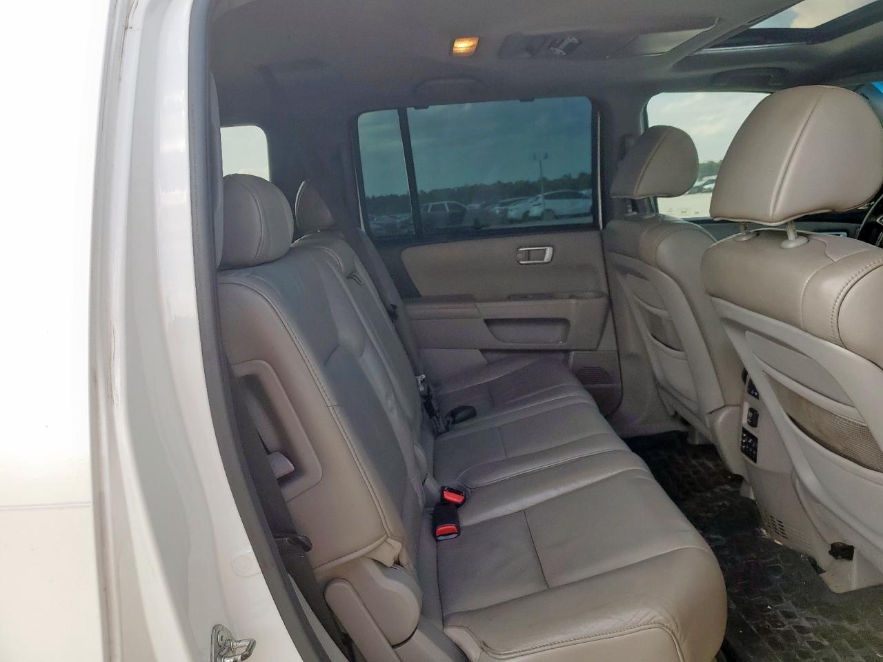 2011 Honda Pilot Touring VIN: 5FNYF3H98BB029742 Lot: 70890845