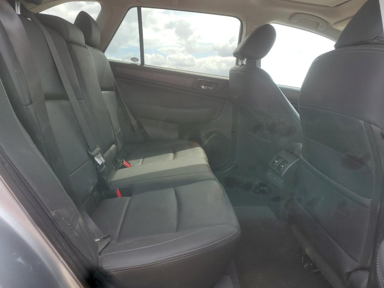 2016 Subaru Outback 2.5I Limited VIN: 4S4BSBNC6G3240711 Lot: 70403455