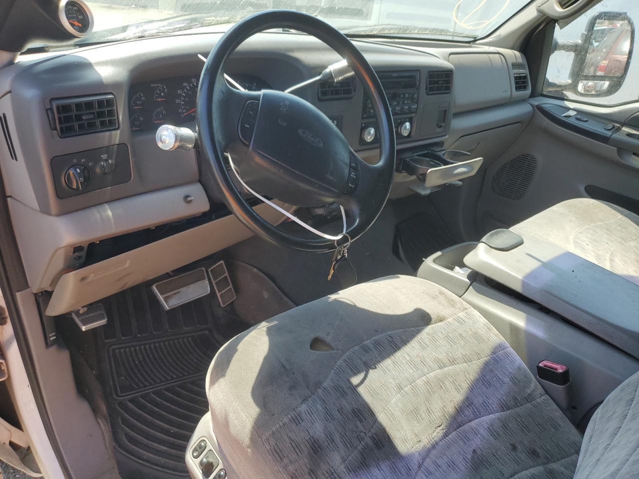 2000 Ford F350 Super Duty VIN: 1FTWW33F0YEA45075 Lot: 63821525