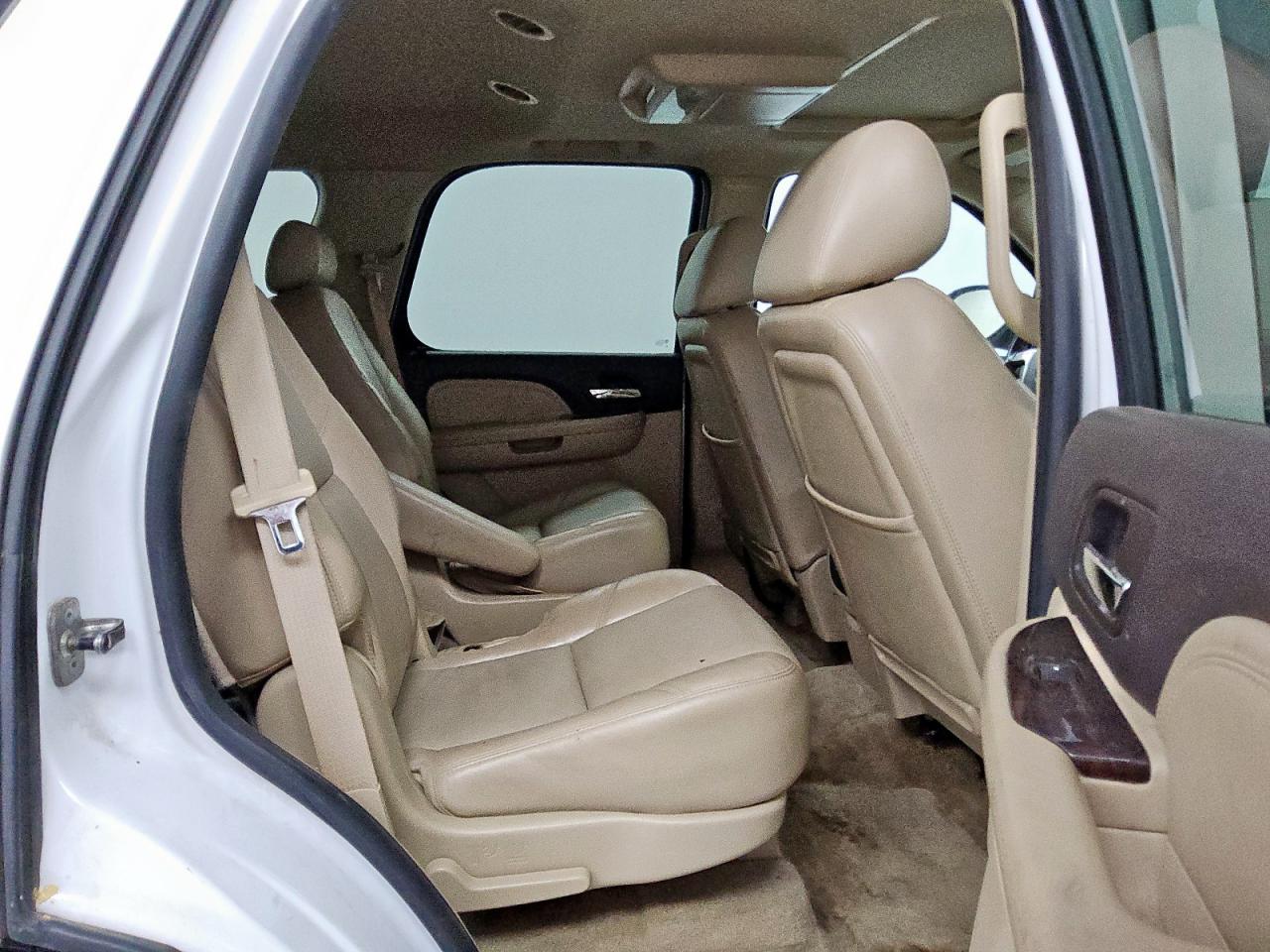 2010 GMC Yukon Denali VIN: 1GKUCEEF9AR227319 Lot: 69419855