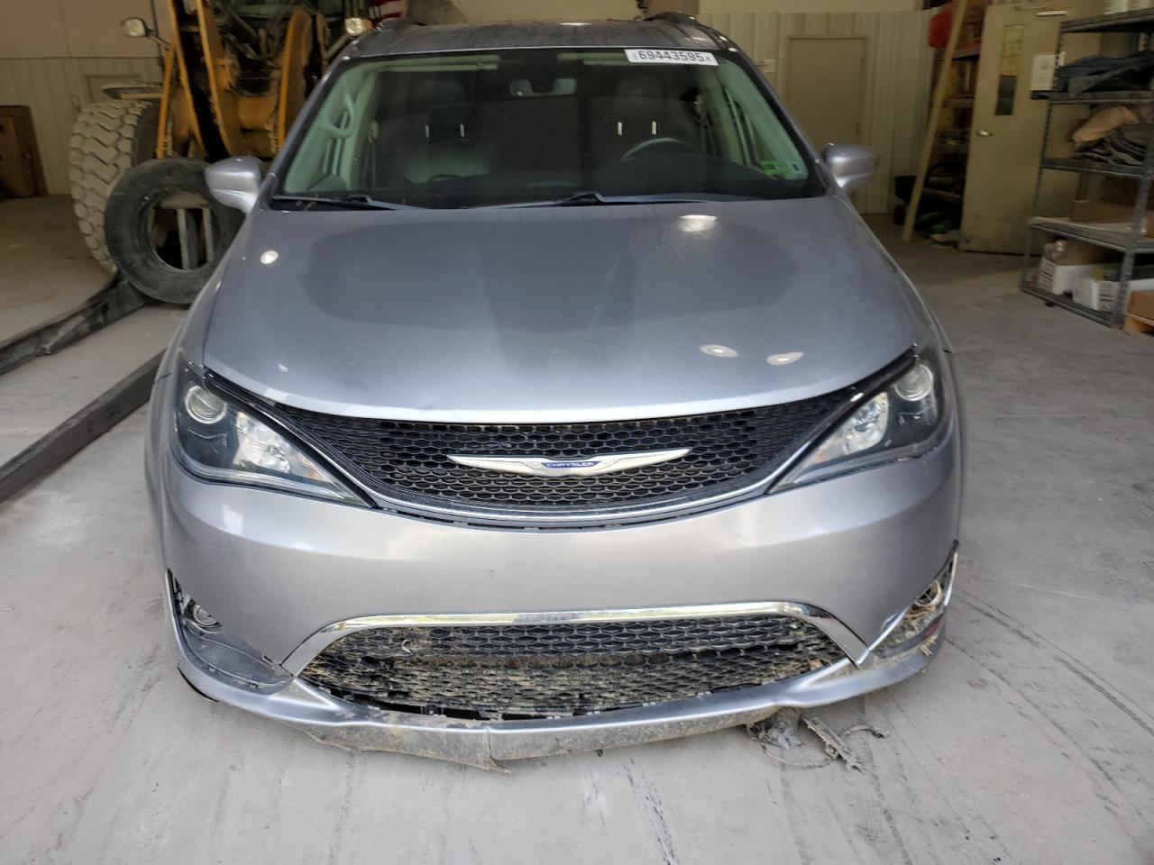 2020 Chrysler Pacifica Touring L VIN: 2C4RC1BG5LR140361 Lot: 69443595