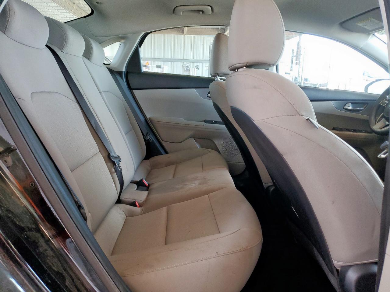 2019 Kia Forte Lxs VIN: 3KPF24AD8KE077271 Lot: 43432842