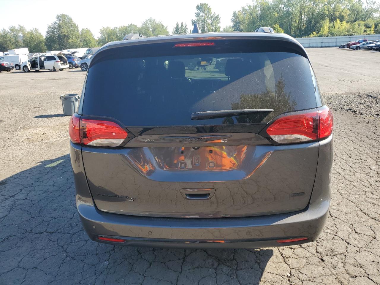 2020 Chrysler Pacifica Touring L VIN: 2C4RC3BGXLR288386 Lot: 71240865