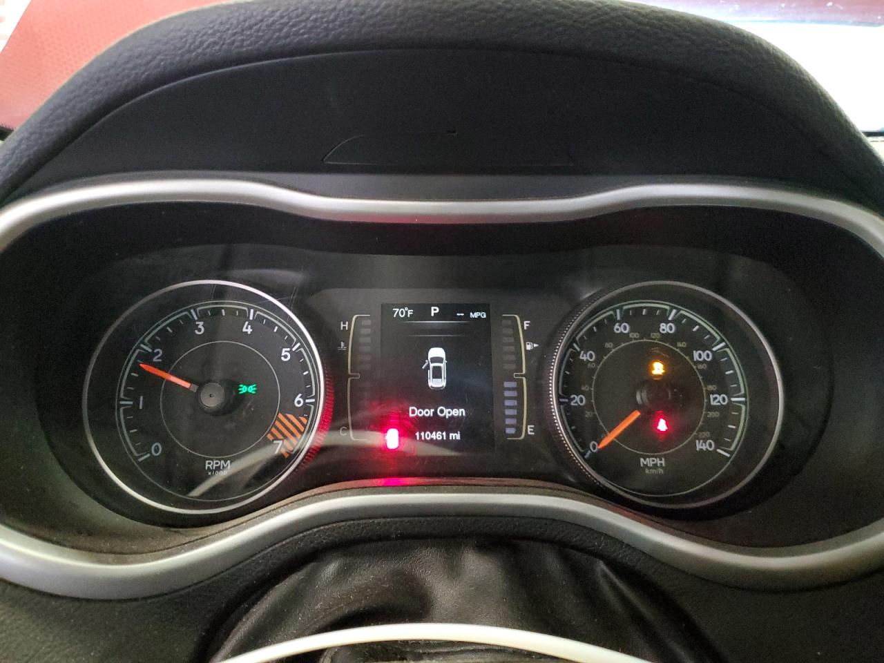 2015 Jeep Cherokee Latitude VIN: 1C4PJMCB5FW601457 Lot: 70080525