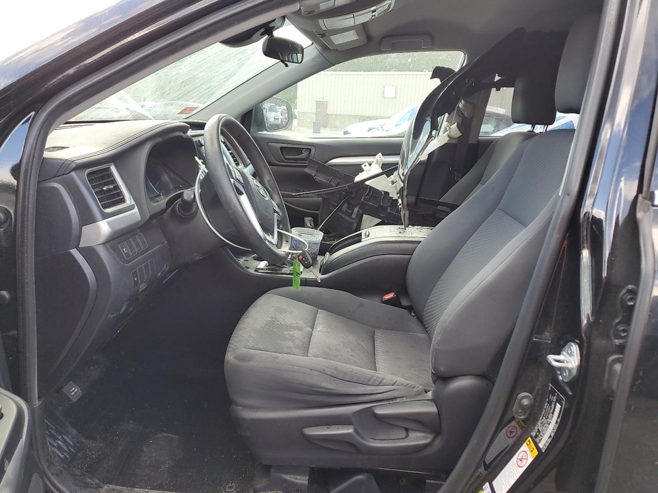 2019 Toyota Highlander Le VIN: 5TDBZRFH5KS916219 Lot: 70743005