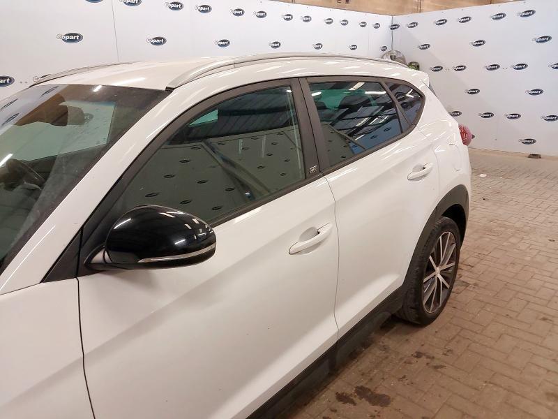 2018 HYUNDAI TUCSON GO SE
