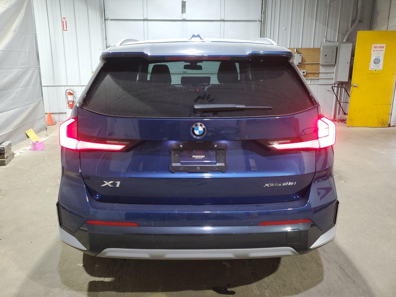 2023 BMW X1 xDrive28I VIN: WBX73EF00P5W18686 Lot: 68124415